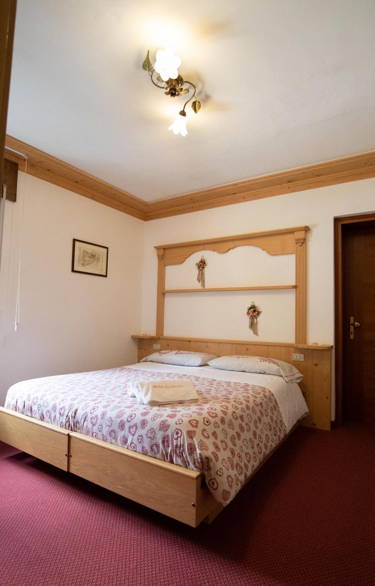 ואל די זולדו Hotel Edelweiss מראה חיצוני תמונה