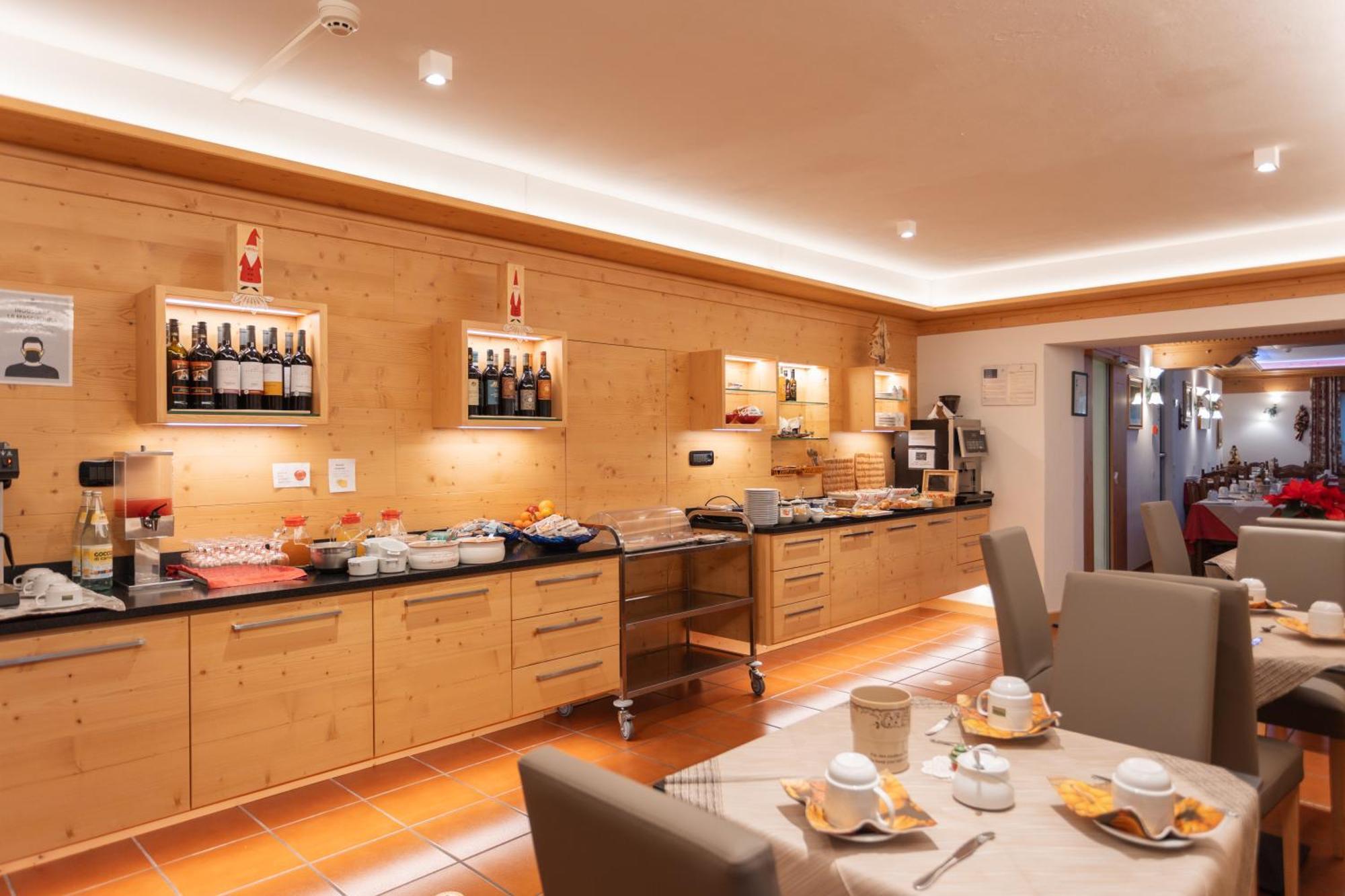ואל די זולדו Hotel Edelweiss מראה חיצוני תמונה